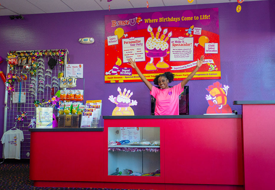 BounceU Lobby shift lead at front desk